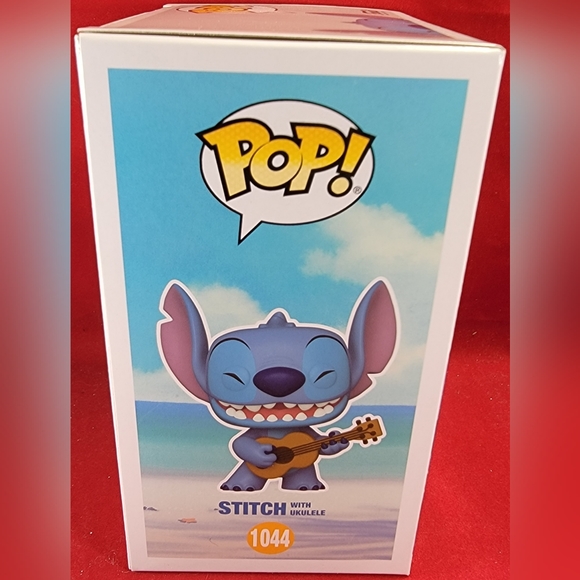 Stitch with ukulele funko # 1044 (nib) - Picture 6 of 7